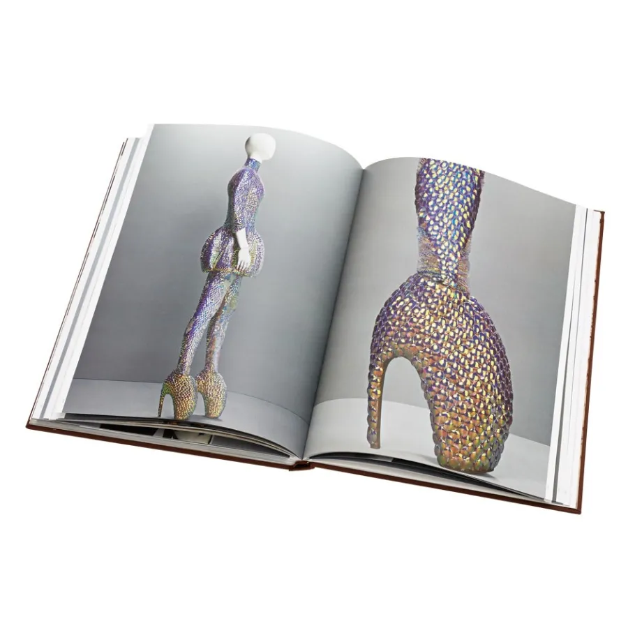 The Met Store Coffee Table Books|Fashion*Alexander McQueen: Savage Beauty