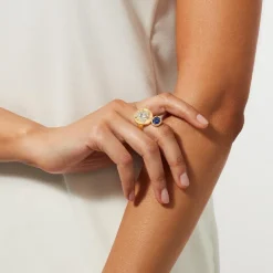 The Met Store Rings*Mediterranean Coin and Stone Ring